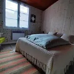 Maison Confortable Avec Jardin Holiday home