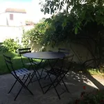 Maison Confortable Avec Jardin